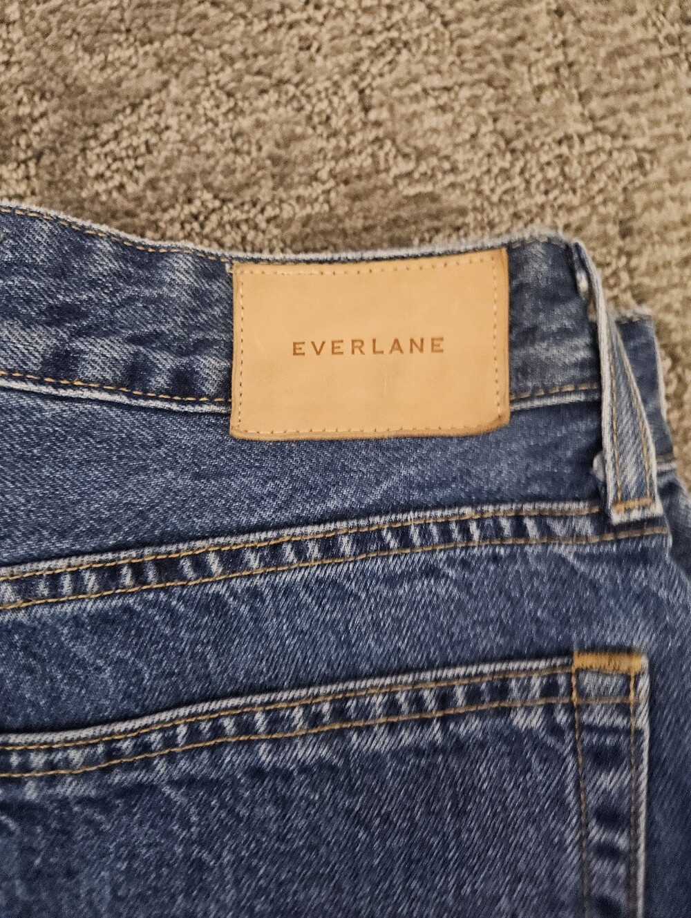 Everlane Straight Leg Jeans in Medium Blue - Picture 3 of 7